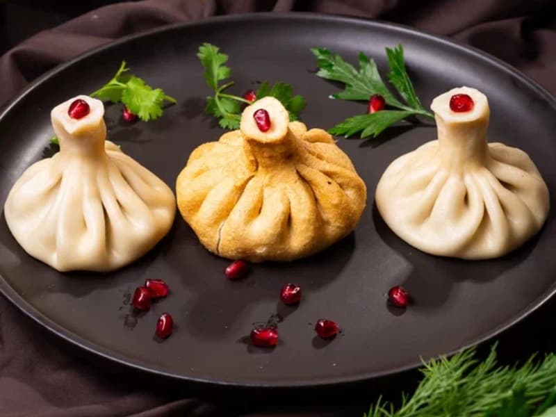 Жареные хинкали с телятиной и кинзой